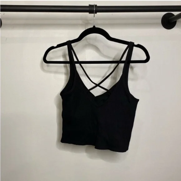 VUORI Rib Crop Tank in Black Size XS - Picture 6 of 7